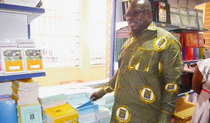 Prof. Ernest Aryeetey touring the new bookshop.  Picture: PATRICK DICKSON  